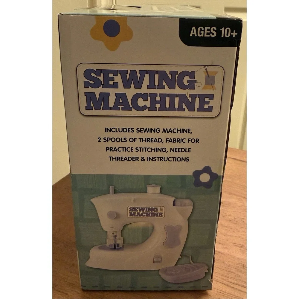 Sewing machine for‎ beginners Ages 10 and up New Sealed